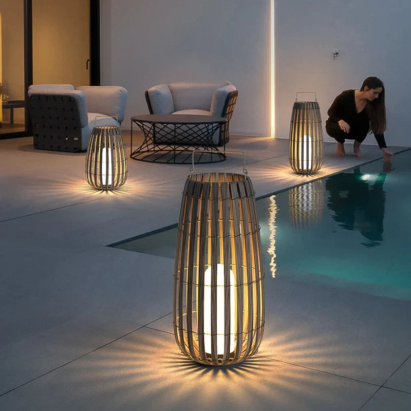 Homezie.de-Homezie Gartenbeleuchtung | Rattan-Design | Elegante Außenbeleuchtung mit LED