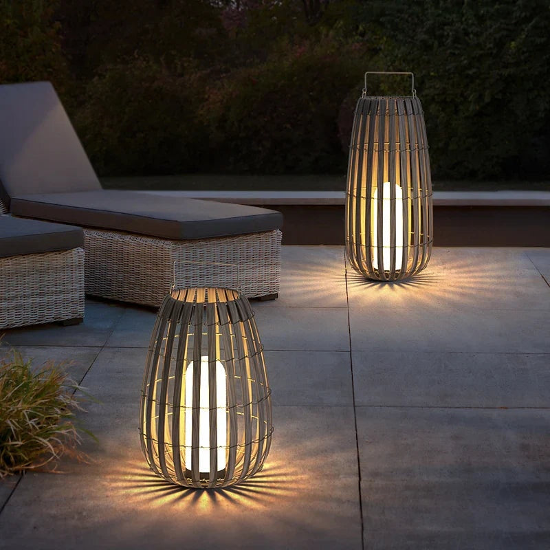 Homezie.de-Homezie Gartenbeleuchtung | Rattan-Design | Elegante Außenbeleuchtung mit LED